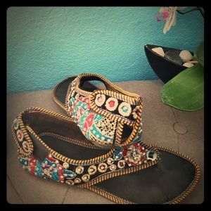 Women handcrafted Indian Ethnic sandals